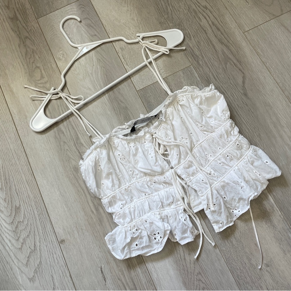 Zara White Eyelet Tank Top - Picture 4 of 7